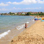 Povljana - písečná pláž, ostrov Pag, Chorvatsko